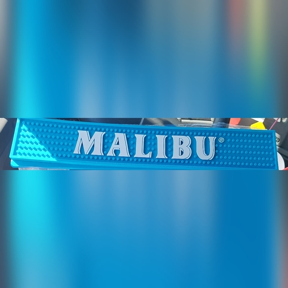 NEW MALIBU Bar Matt Blue Beer Matt - Picture 1 of 4